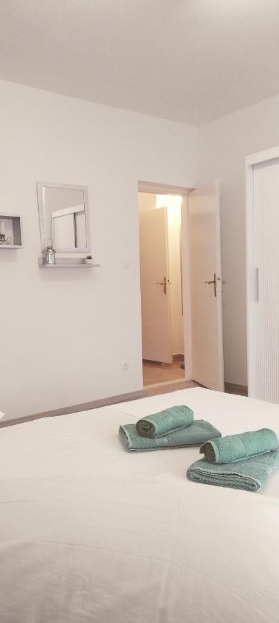 Apartment Seaview Jelsa Racic エクステリア 写真