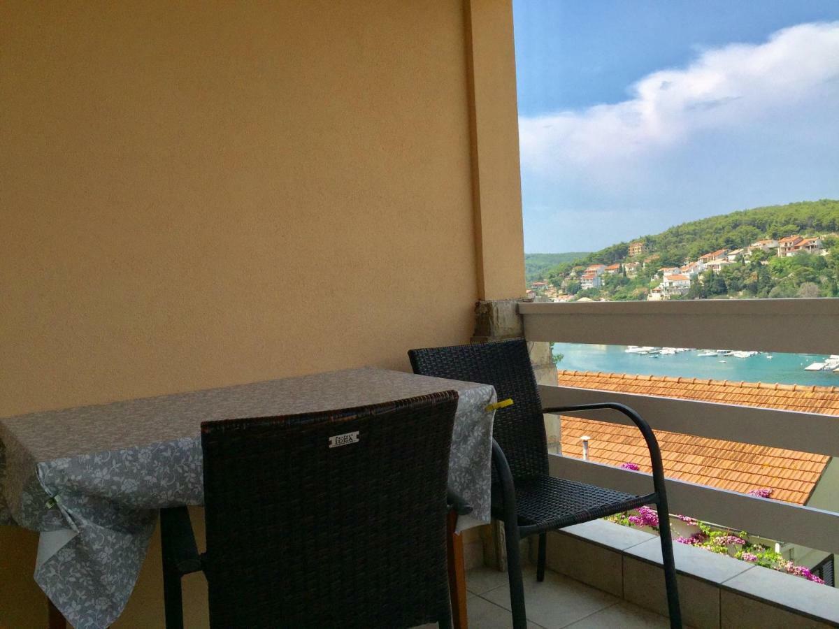 Apartment Seaview Jelsa Racic エクステリア 写真