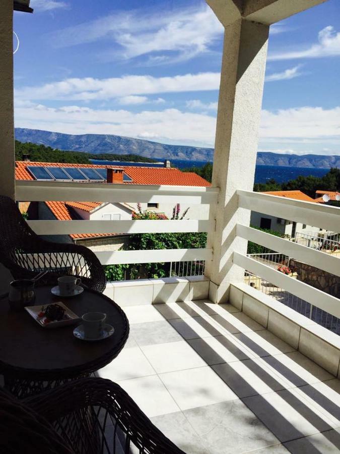 Apartment Seaview Jelsa Racic エクステリア 写真